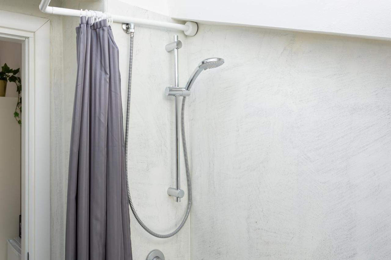 Studio Apt - Duomo 6 Apartman Milánó Kültér fotó